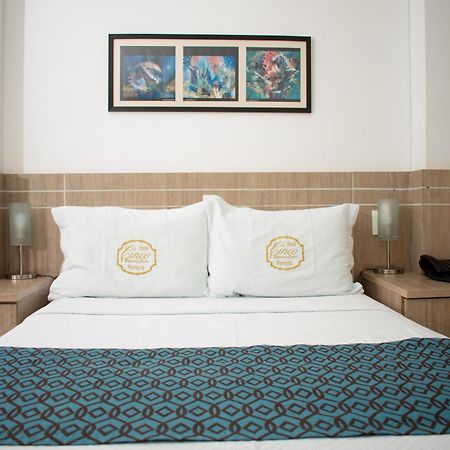 Hotel Cinco Monteria Bagian luar foto
