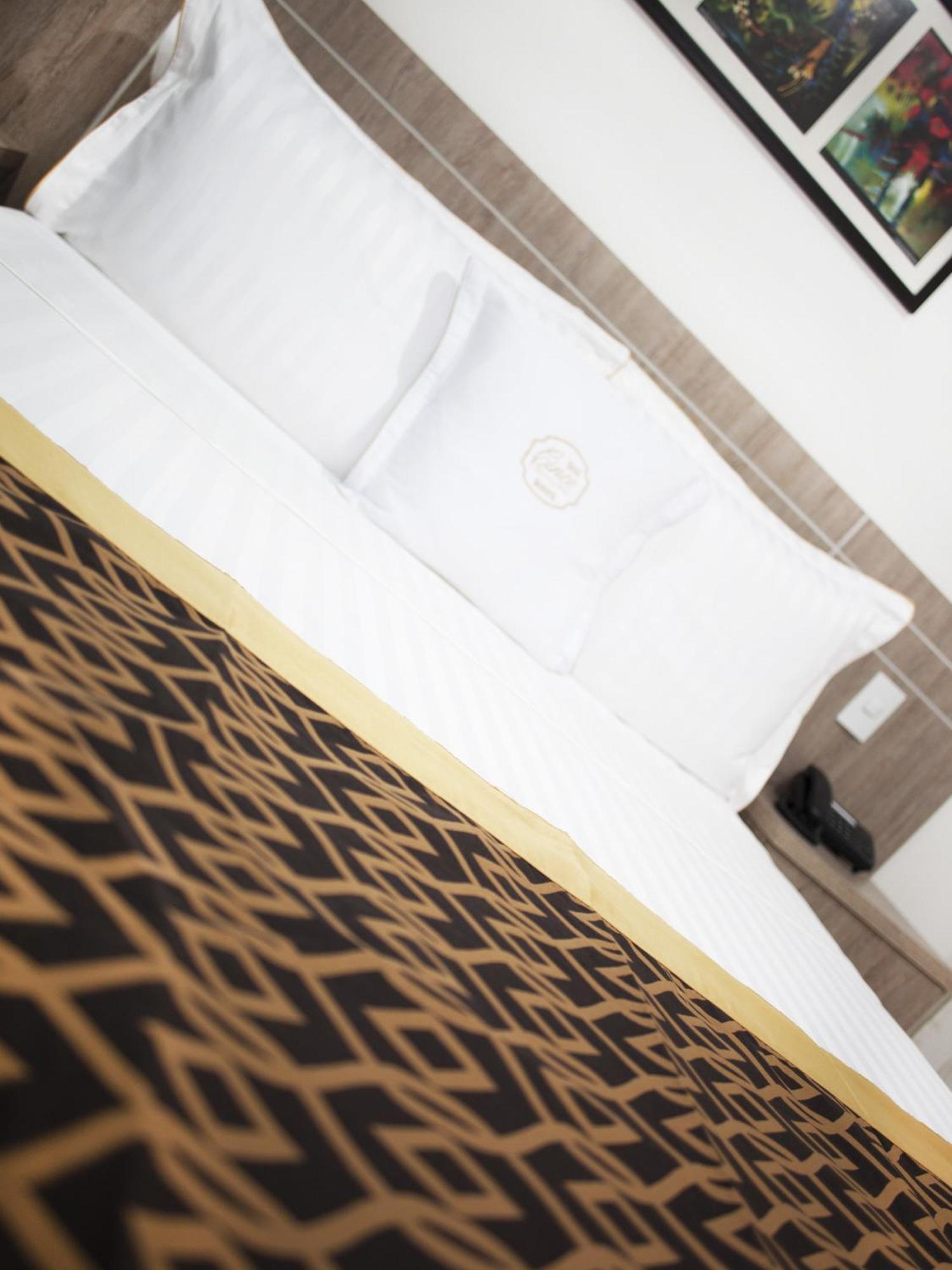 Hotel Cinco Monteria Ruang foto