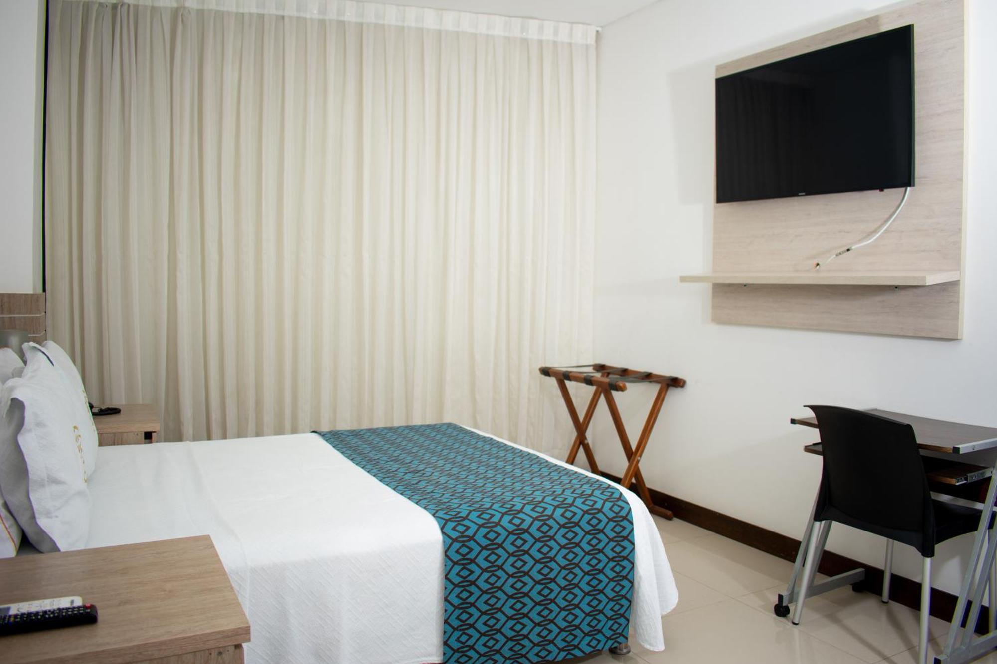Hotel Cinco Monteria Ruang foto