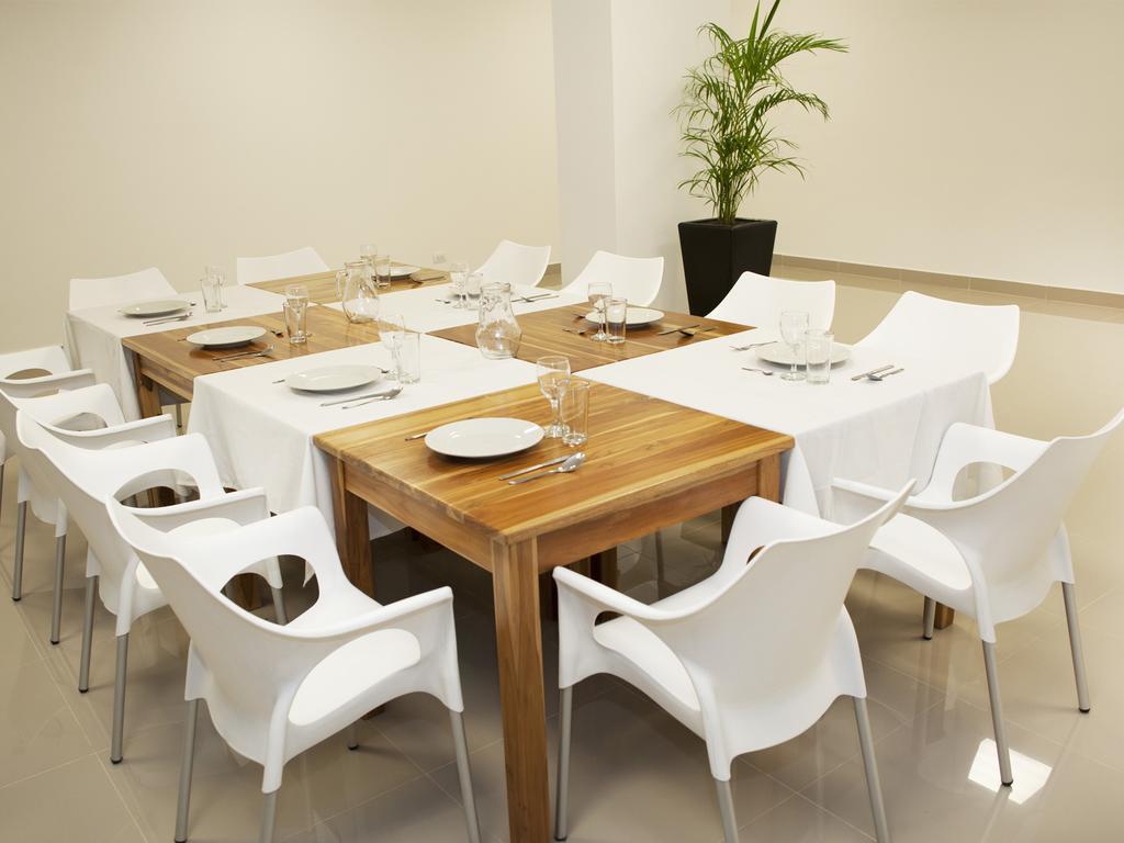 Hotel Cinco Monteria Bagian luar foto