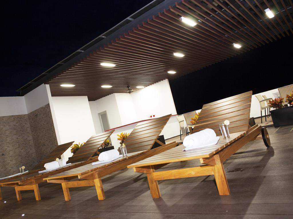 Hotel Cinco Monteria Bagian luar foto