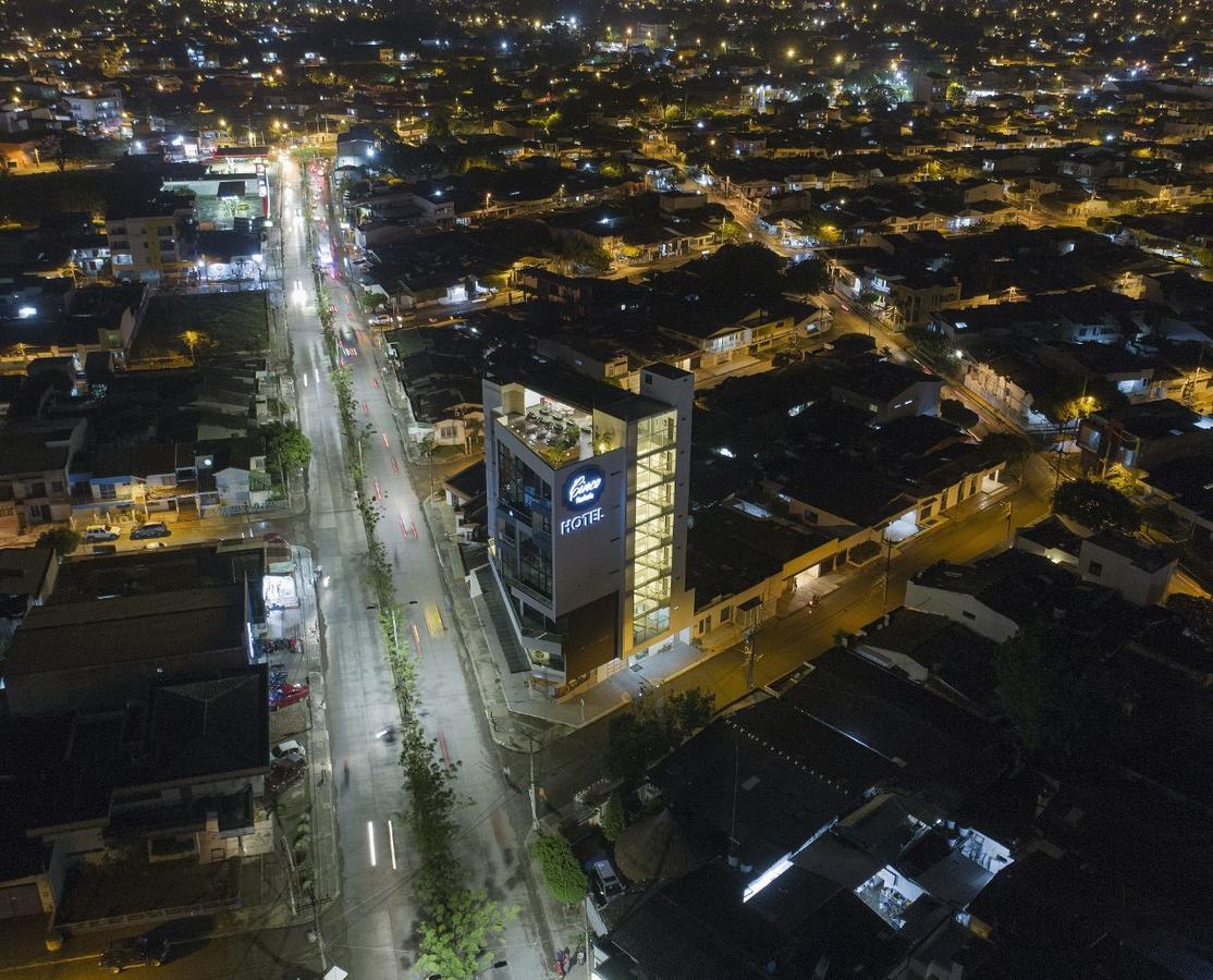 Hotel Cinco Monteria Bagian luar foto